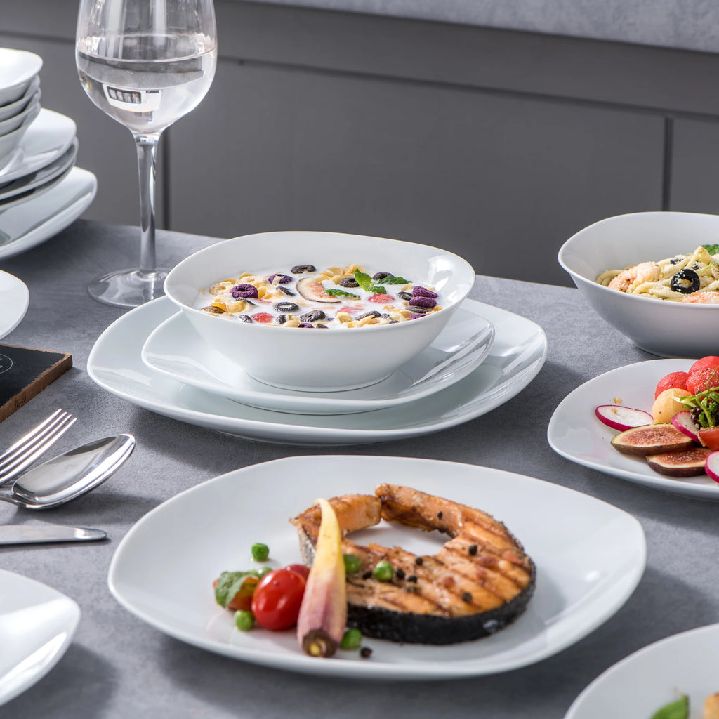 24-Piece Porcelain Tableware Set