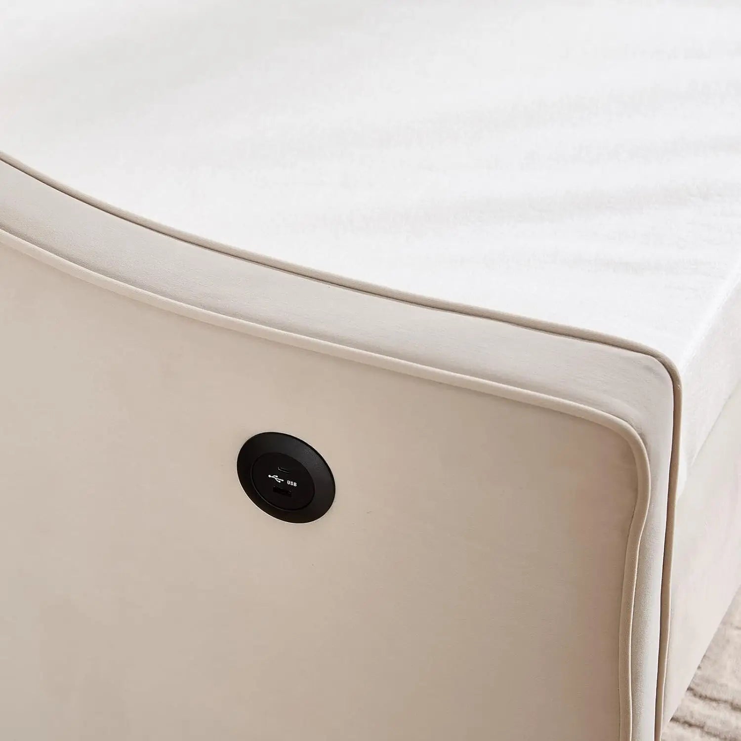 Twin to King Daybed with Trundle, USB Ports