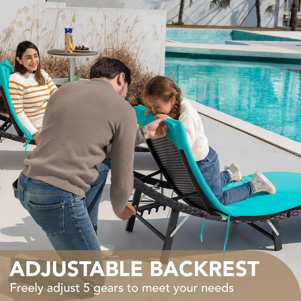 Adjustable 3pc Cushioned chase With Folding Table